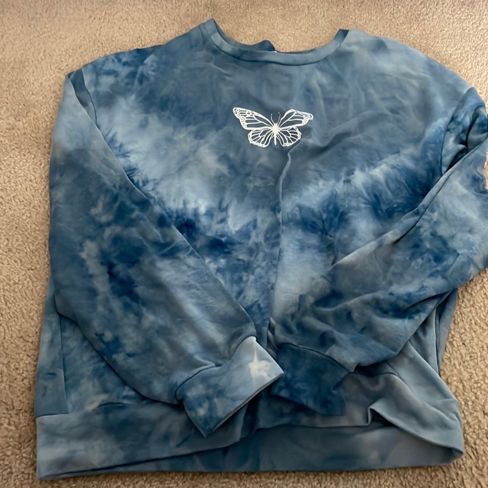 ROMWE Tie Dye Butterfly Sweatshirt